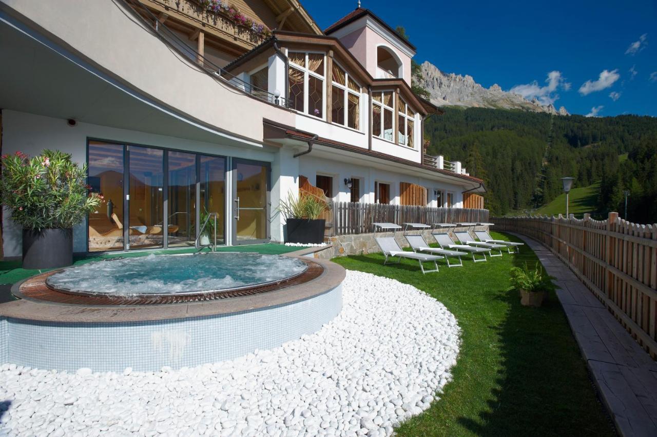 Hotel Obereggen Buitenkant foto