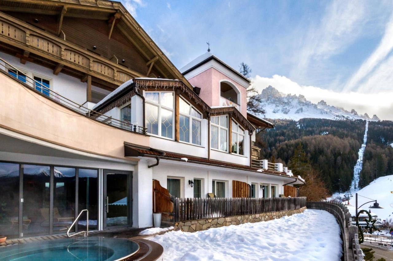 Hotel Obereggen Buitenkant foto