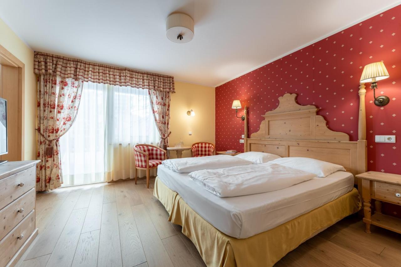Hotel Obereggen Buitenkant foto